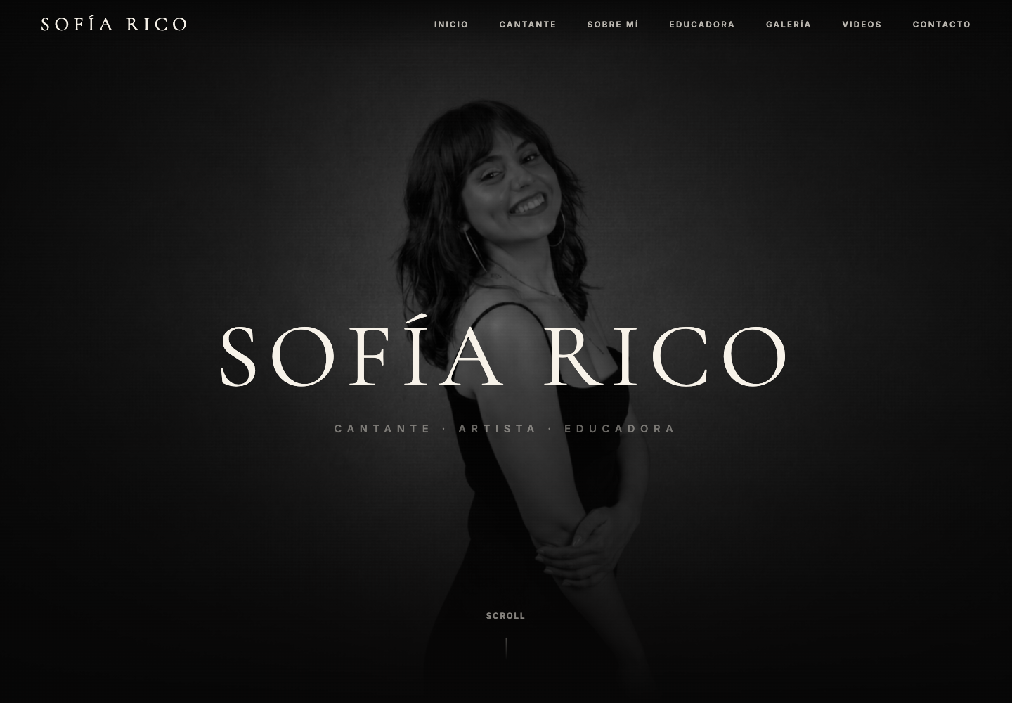 Captura de la web pública de Sofía Rico: retrato en blanco y negro y tipografía editorial